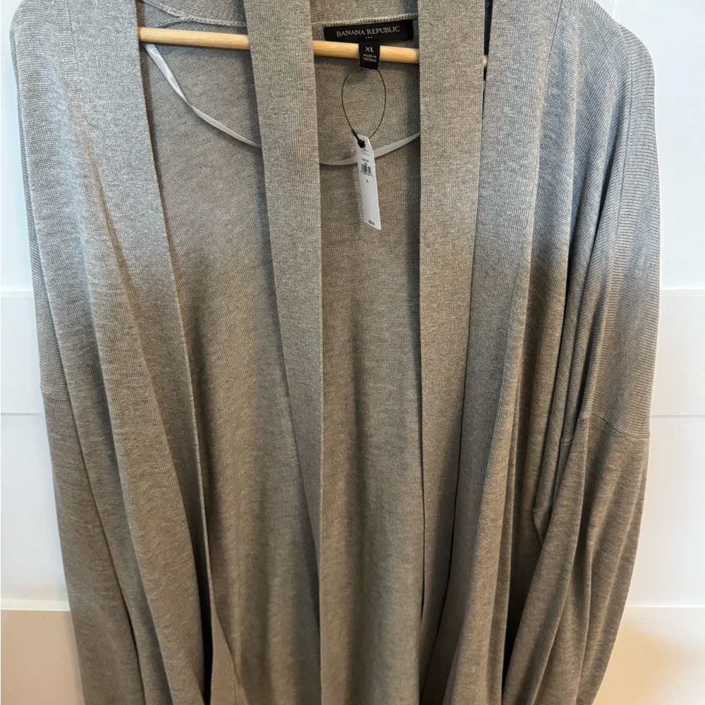 Banana Republic Heather Gray Sweater